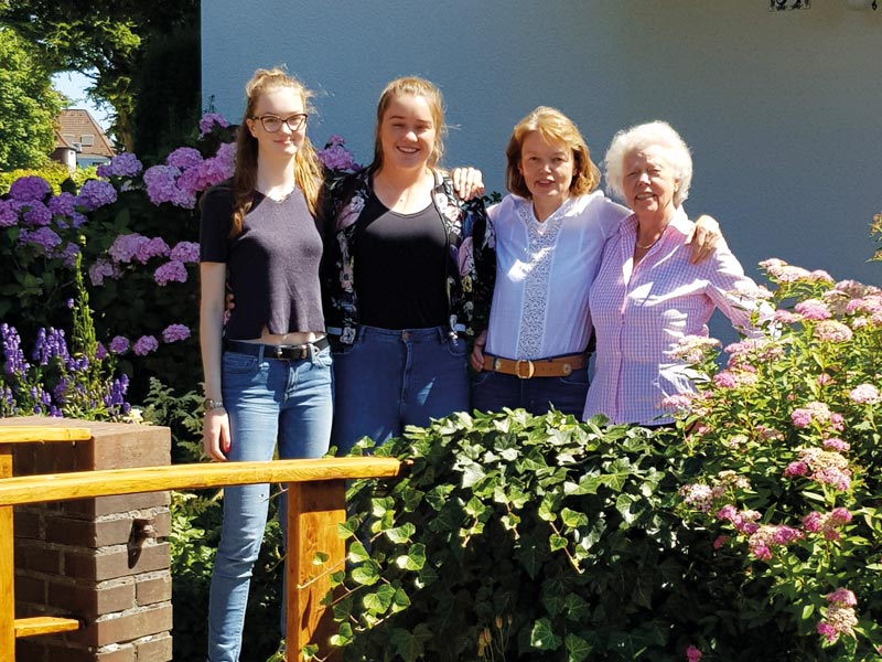 Elke mit ihrer deutschen Gastfamilie